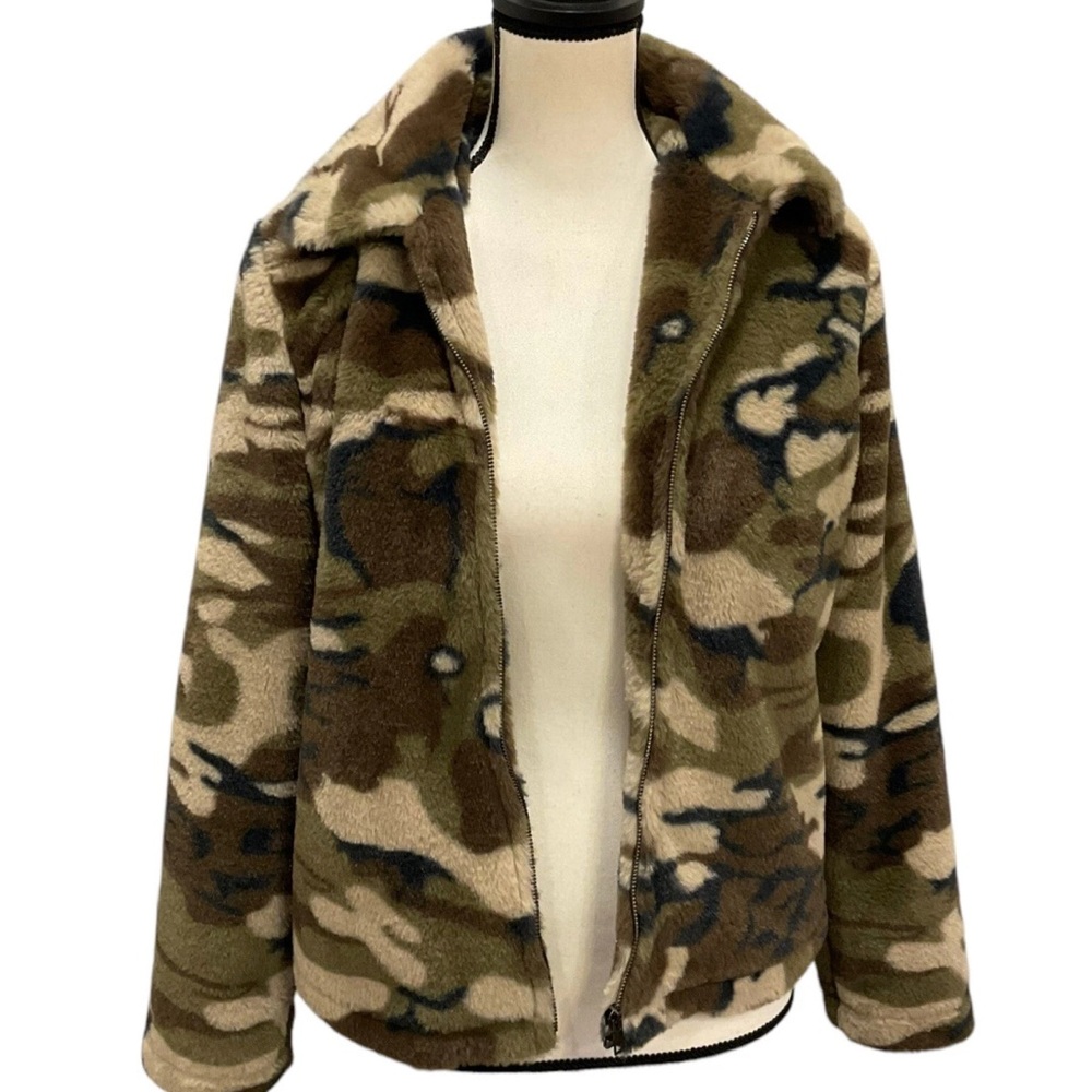 Andree by Unit Womens Jacket Coat Small Green Tan Camo Faux Fur Soft Lined Zip